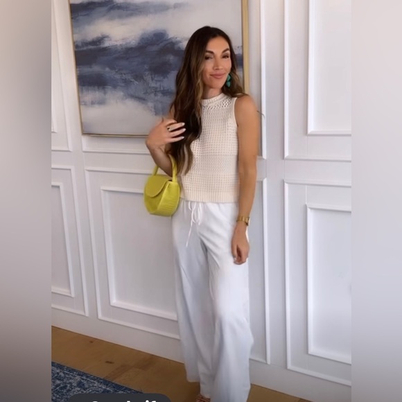 New! Rounded Structured mini handbag by Alani Noelle. - Picture 6 of 8